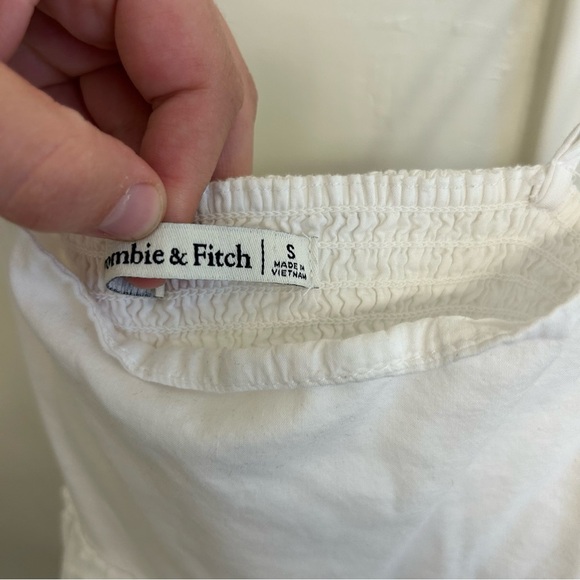 Abercrombie & Fitch White Spaghetti Strap Babydoll Tank Size Small Casual Blouse - Picture 3 of 6